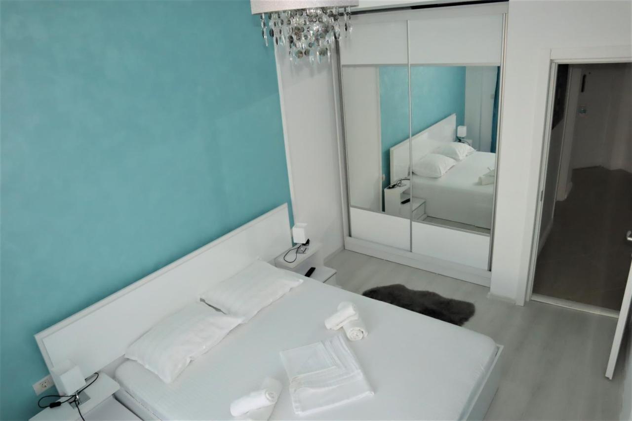 Donny Luxury Apartment Năvodari Kültér fotó